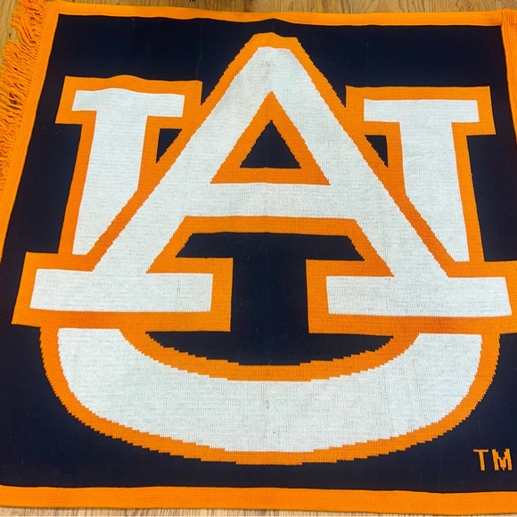 Auburn University vintage Logo Knits knitted throw blanket 41x48 - Picture 1 of 10